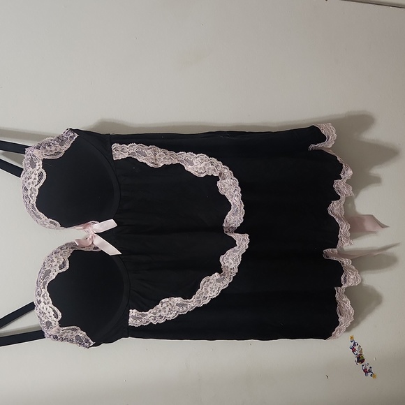 Victoria's Secret Babydoll Chemise Padded Underwire Black Pink Bow Back Lace 34C - Picture 1 of 6